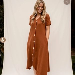 Mien Studios weekender dress Saddle Brown